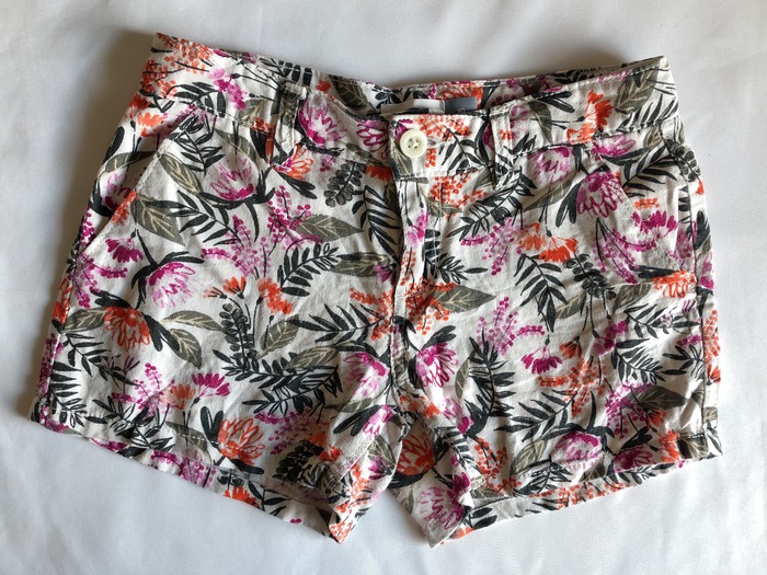 Old navy floral shorts Clearance